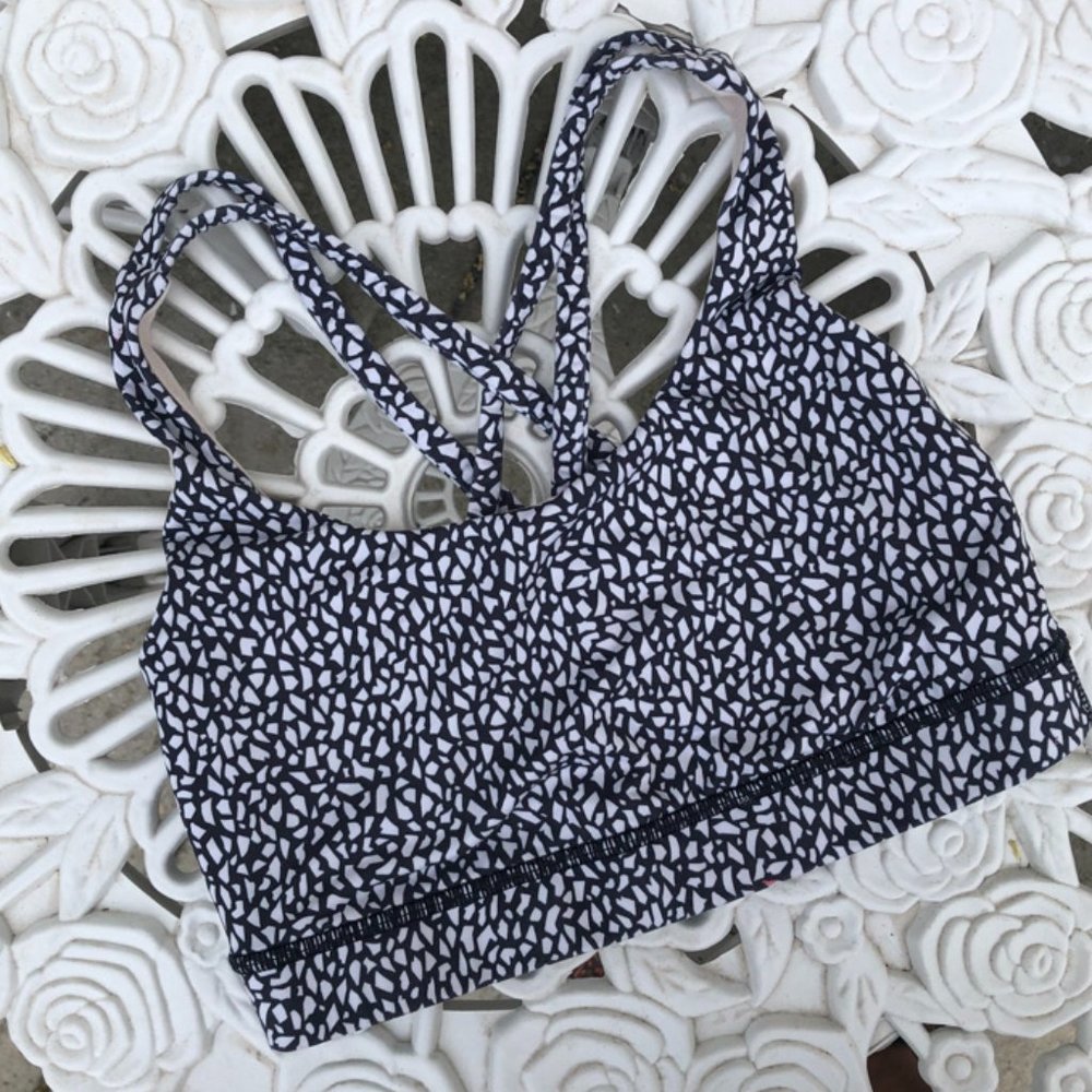 Lululemon Size 4 Energy Bra